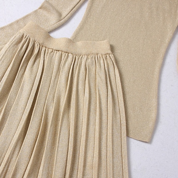 Knitted Turtleneck &Pleated Skirt Two Piece, Beige - Picture 8 of 8